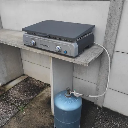 Maison En Sortie D'autoroute A31 * Rolampont