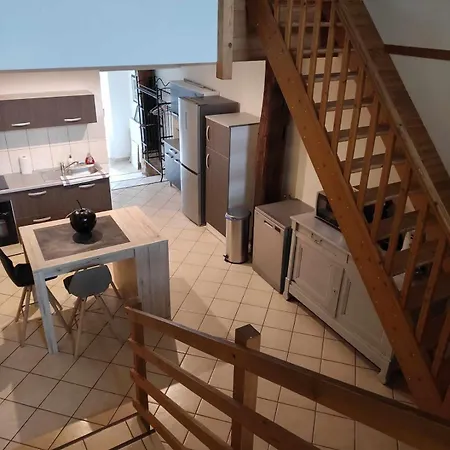 Maison En Sortie D'autoroute A31 Apartment