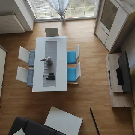 Apartment Maison En Sortie D'autoroute A31 *